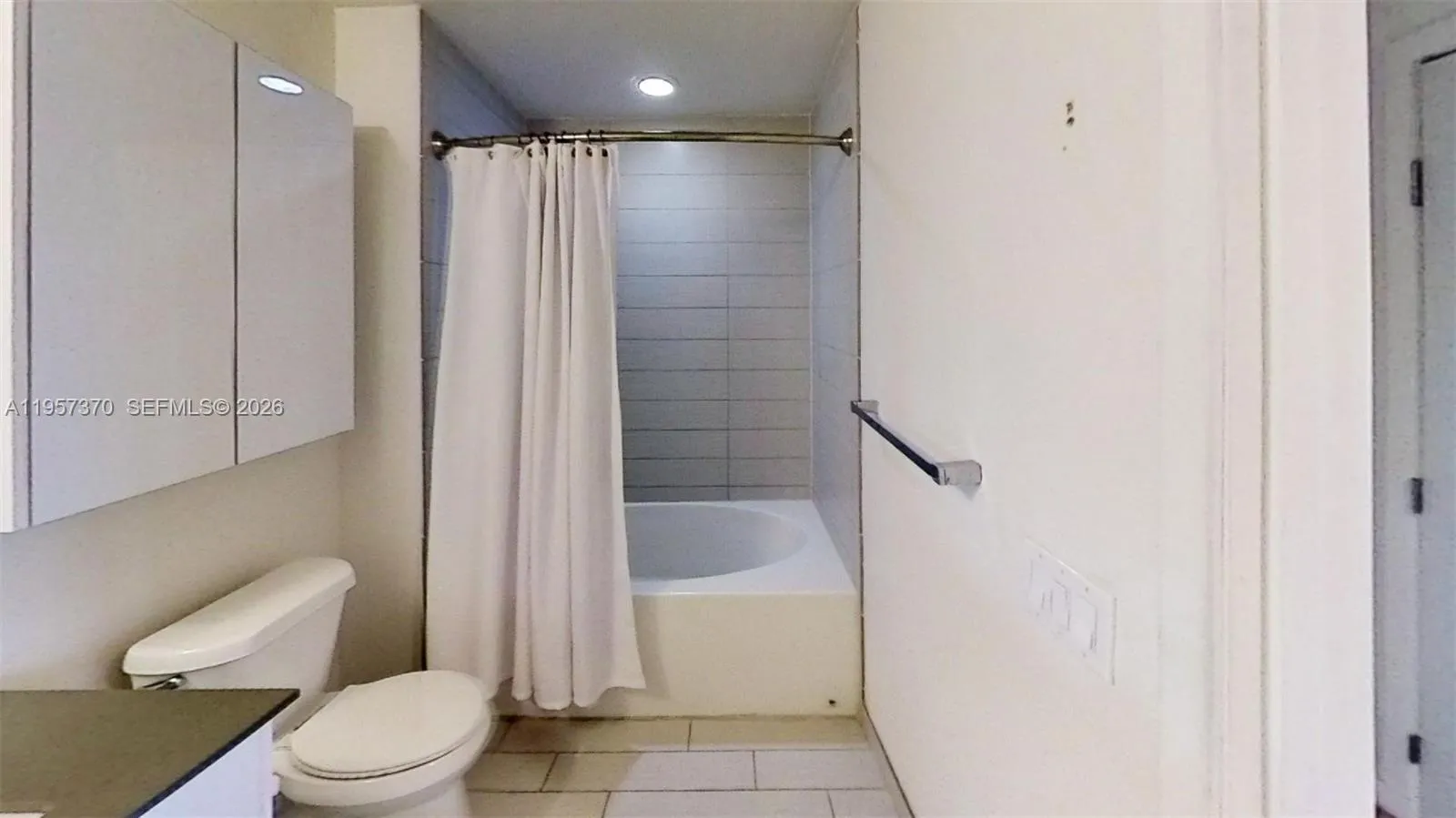 999 SW 1st Ave # 1617, Miami FL 33130