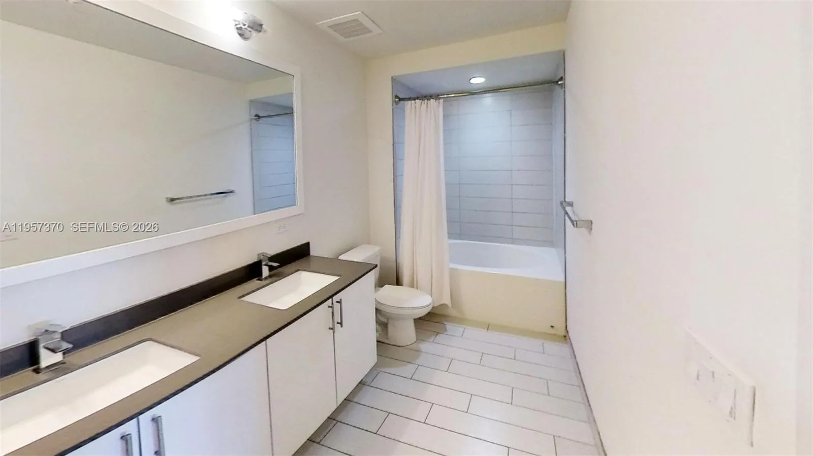 999 SW 1st Ave # 1617, Miami FL 33130