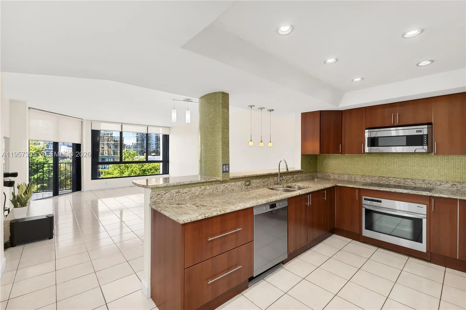 2 bedroom 2 bath for sale at 520 W Brickell Key Dr # A619, Miami FL 33131