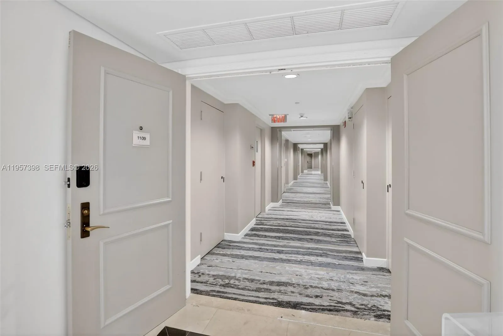 7000 Island Blvd # 1109, Aventura FL 33160
