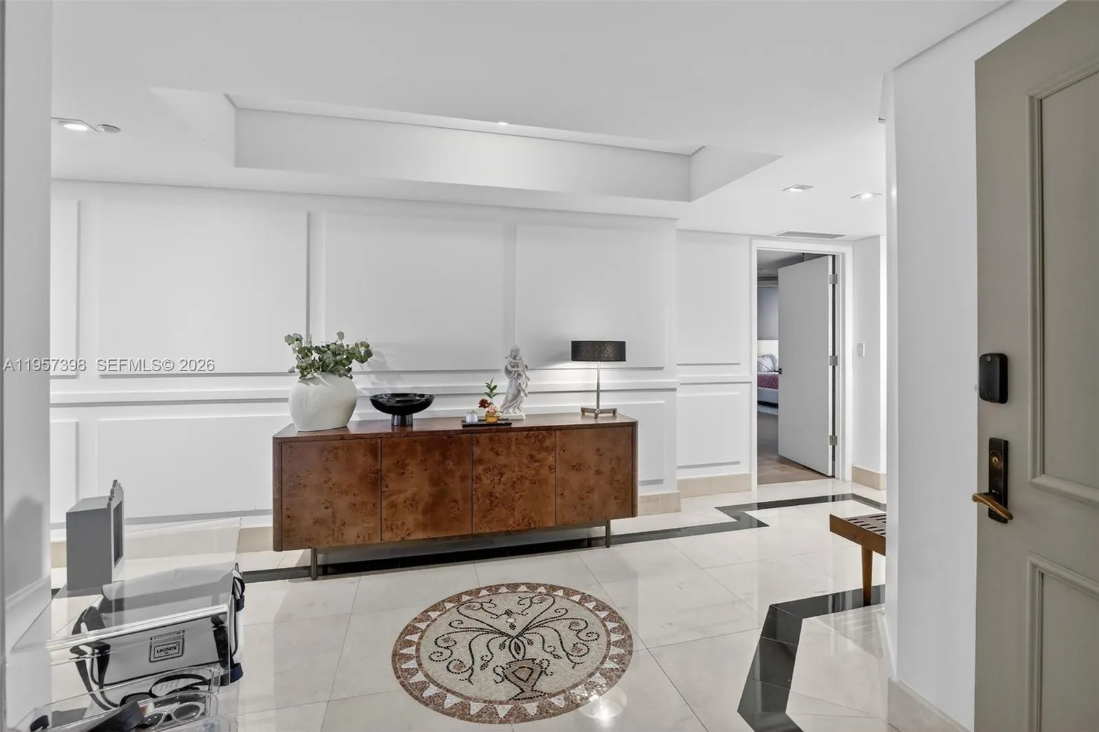 7000 Island Blvd # 1109, Aventura FL 33160