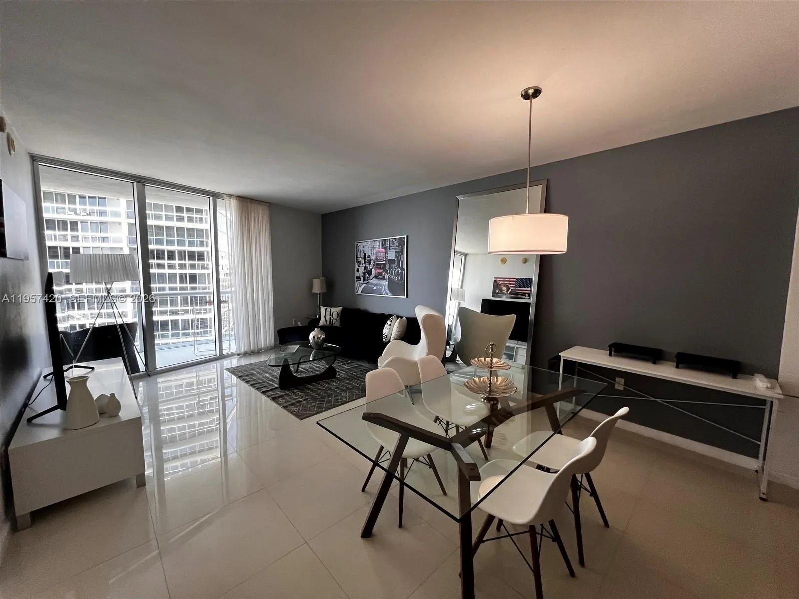 475 Brickell Ave # 4511, Miami FL 33131