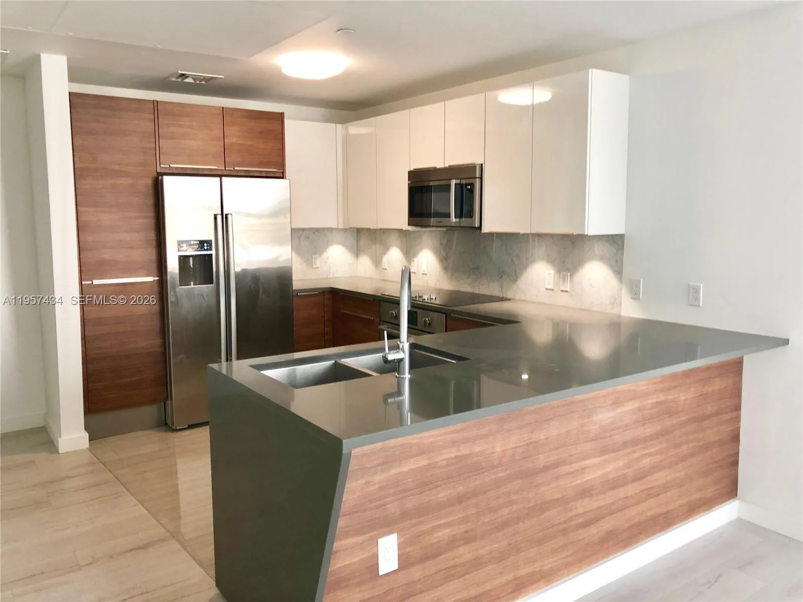 601 NE 27TH ST # 801, Miami FL 33137