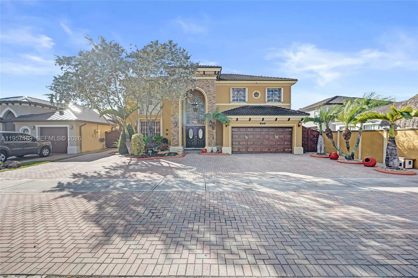 4 bedroom 3 bath for sale at 876 SW 155th Ct, Miami FL 33194