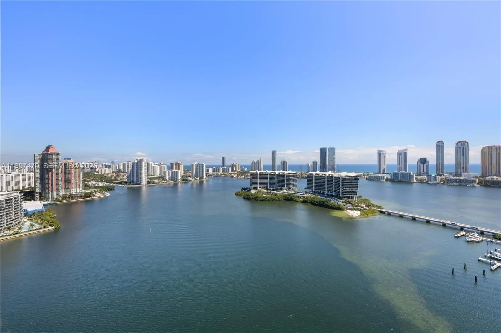 3 bedroom 3 bath for sale at 3201 NE 183rd St # 2906, Aventura FL 33160