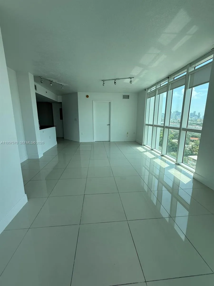 1871 NW S River Dr # 1503, Miami FL 33125