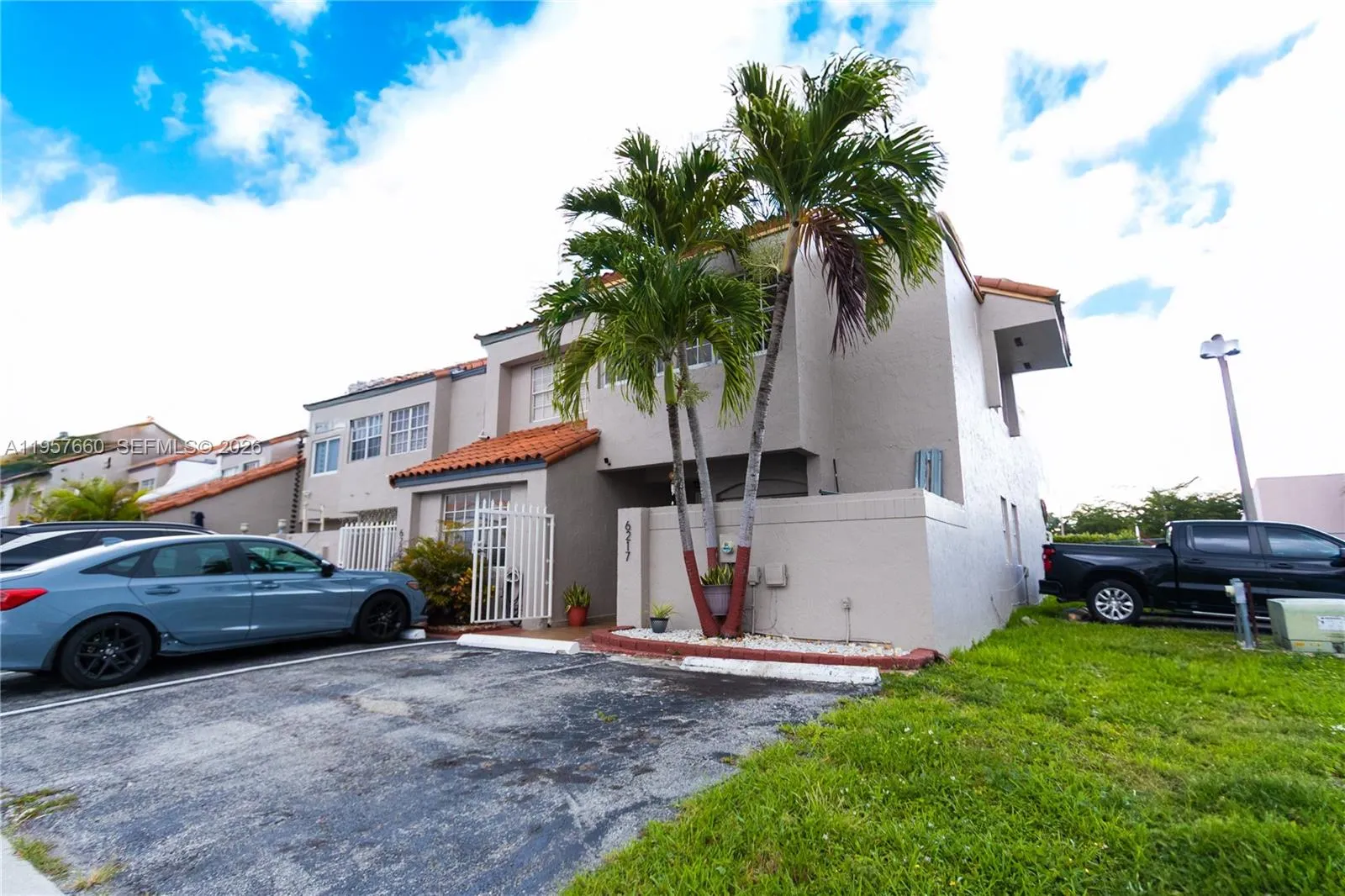 6217 SW 128th Pl, Miami FL 33183