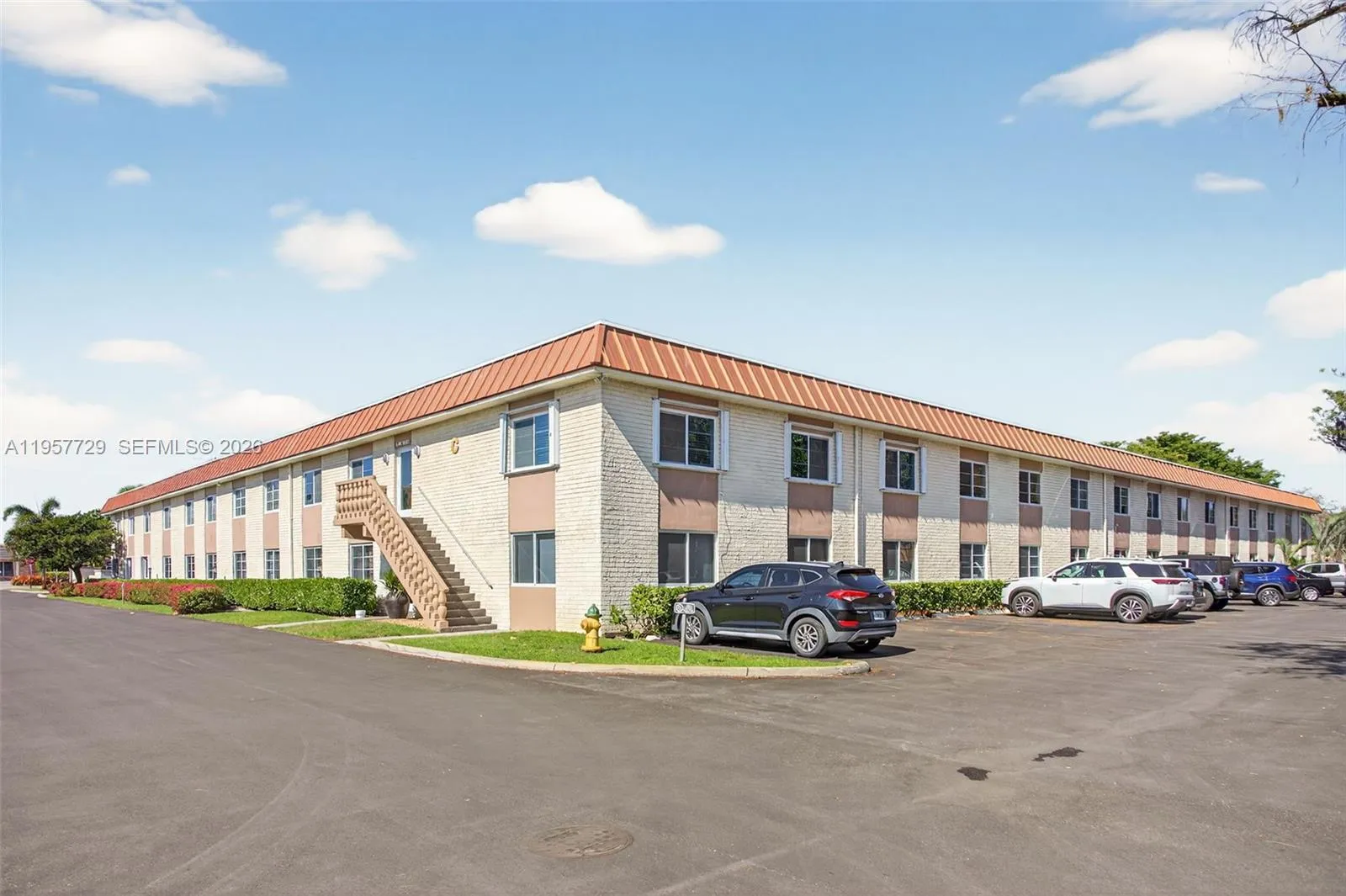 9 NE 19th Ct # 104C, Wilton Manors FL 33305