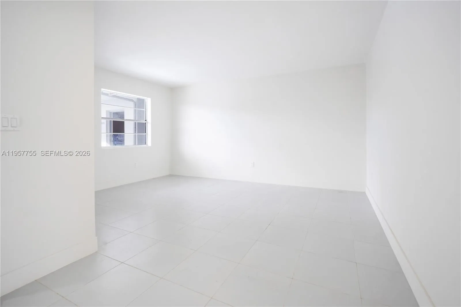 10375-35-55 SW 40th St # 0, Miami FL 33165