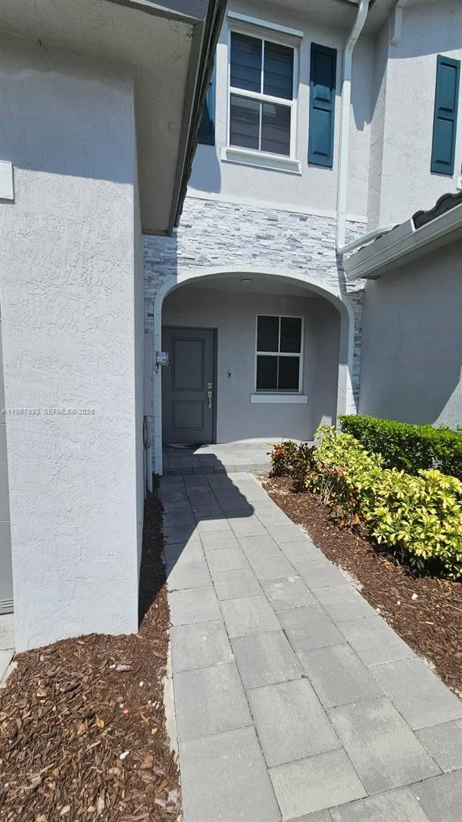 1146 SE 26th Ter # 0, Homestead FL 33035