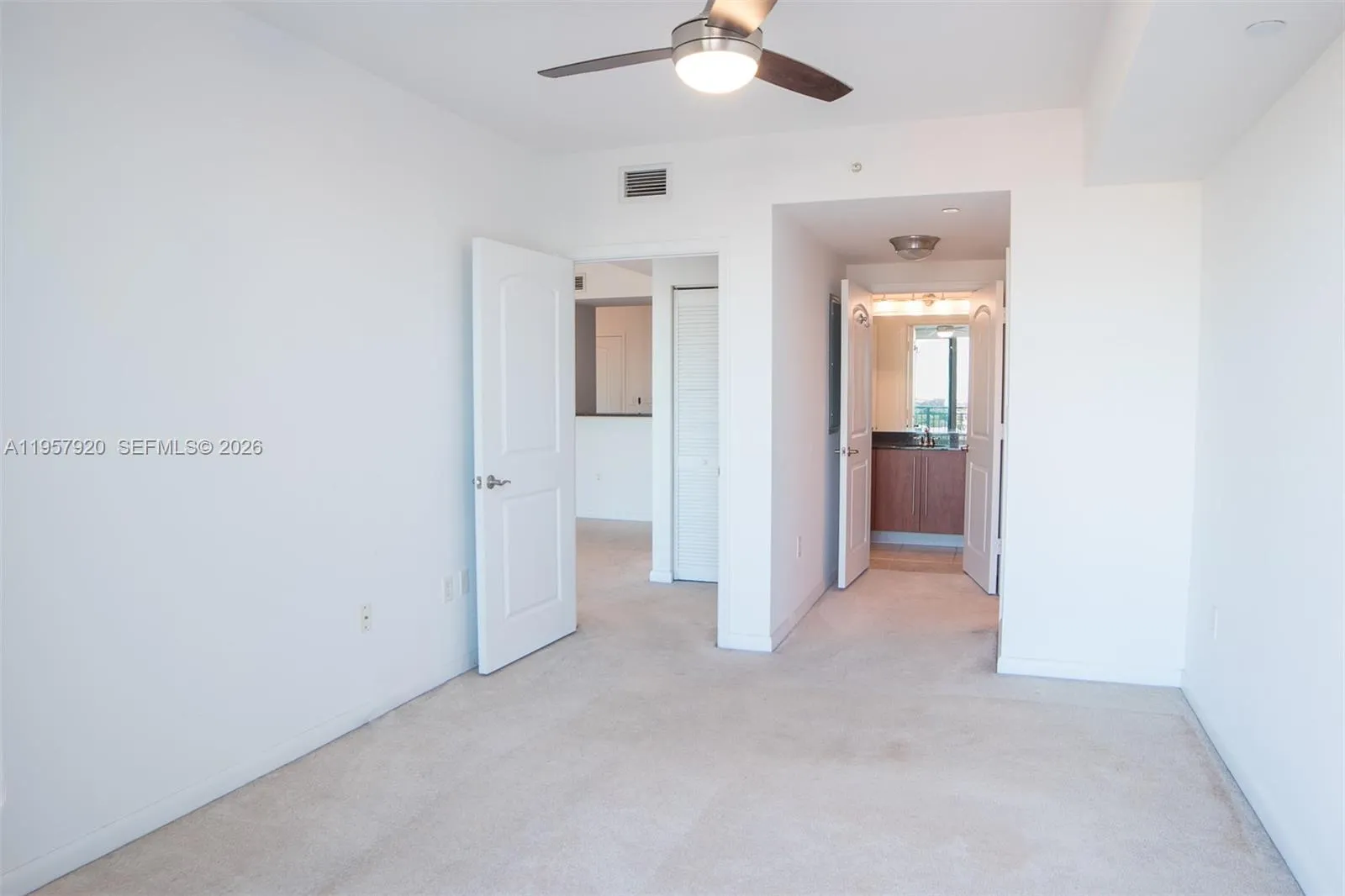 7350 SW 89th St # 1203S, Miami FL 33156