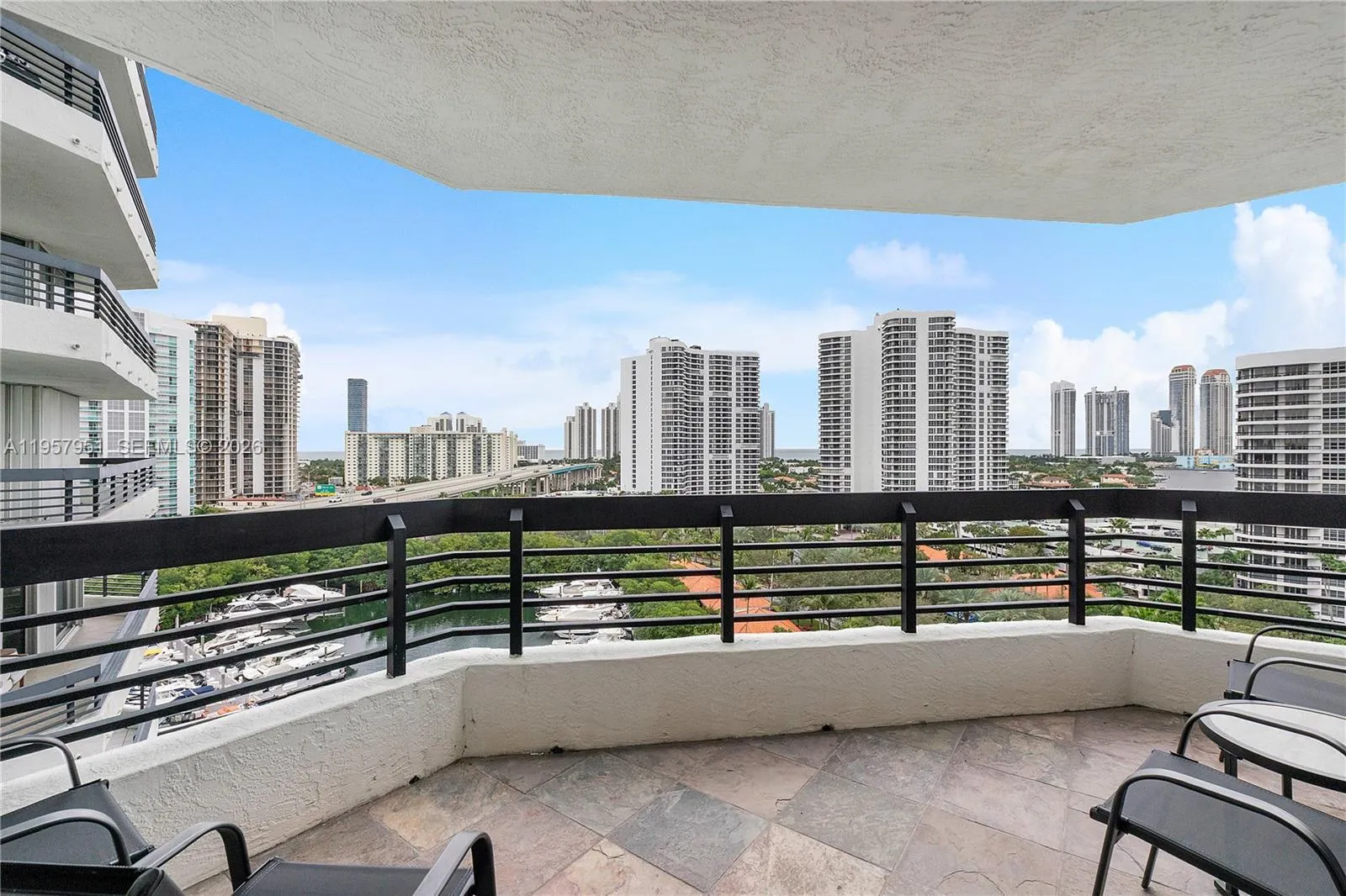 2 bedroom 2 bath for sale at 3500 Mystic Pointe Dr # 1407, Aventura FL 33180