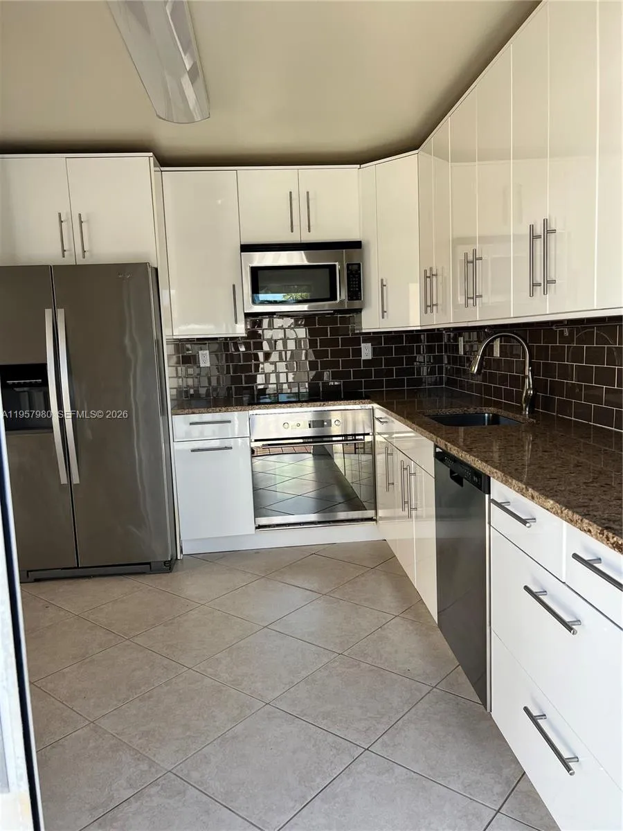 3810 SW 153rd Pl, Miami FL 33185