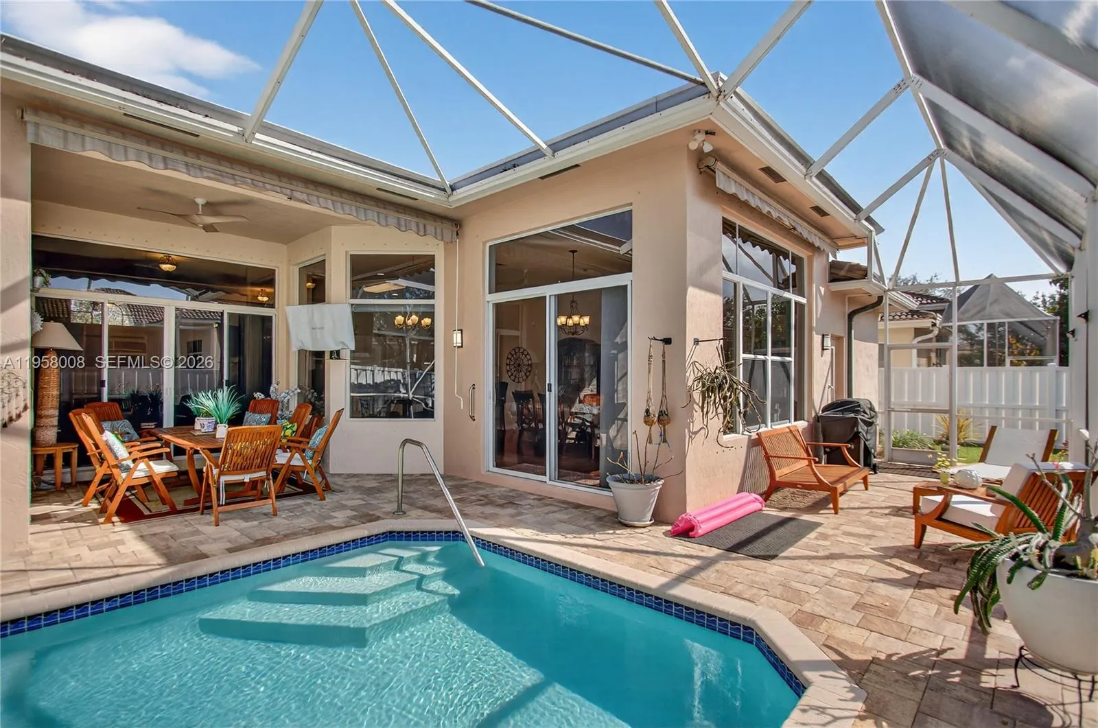 6353 SW 191st Ave, Pembroke Pines FL 33332