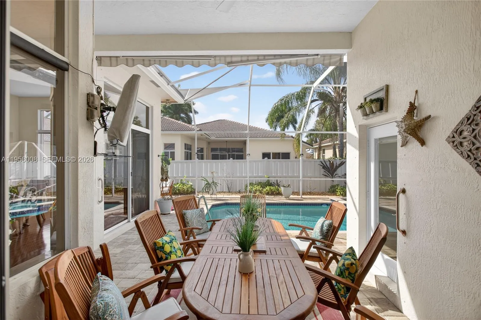 6353 SW 191st Ave, Pembroke Pines FL 33332