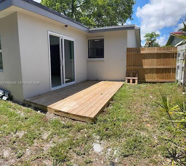 3840 NE 12th Ave, Pompano Beach FL 33064