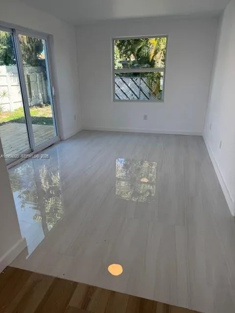3840 NE 12th Ave, Pompano Beach FL 33064
