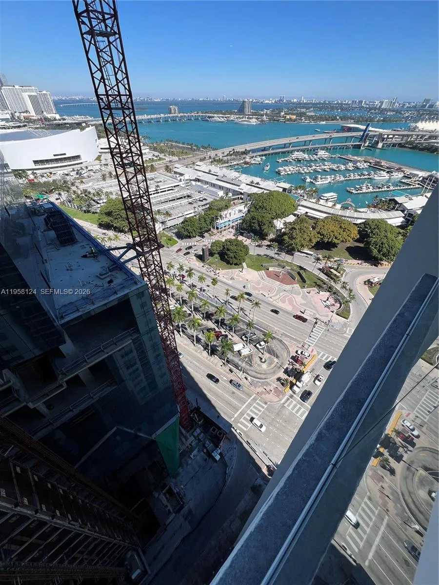 244 Biscayne Blvd # 2604, Miami FL 33132
