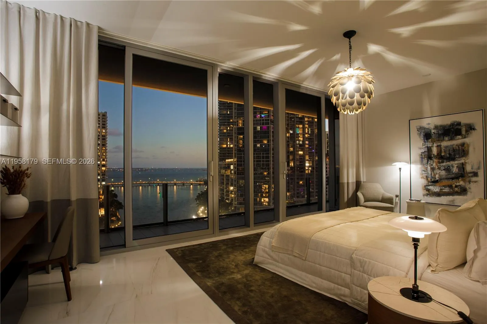 300 Biscayne Boulevard Way, Miami FL 33131