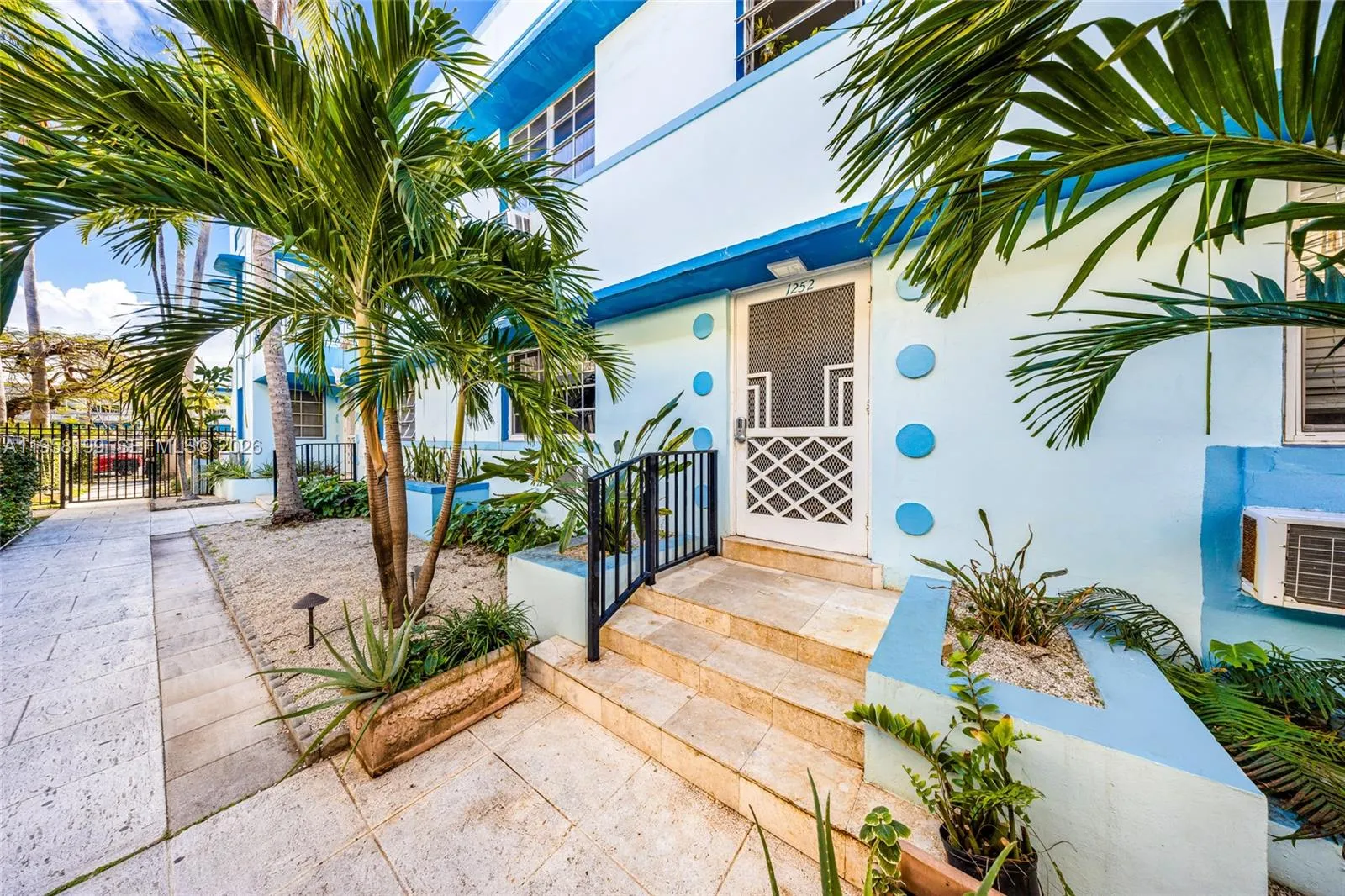 1250 Drexel Ave # 8, Miami Beach FL 33139