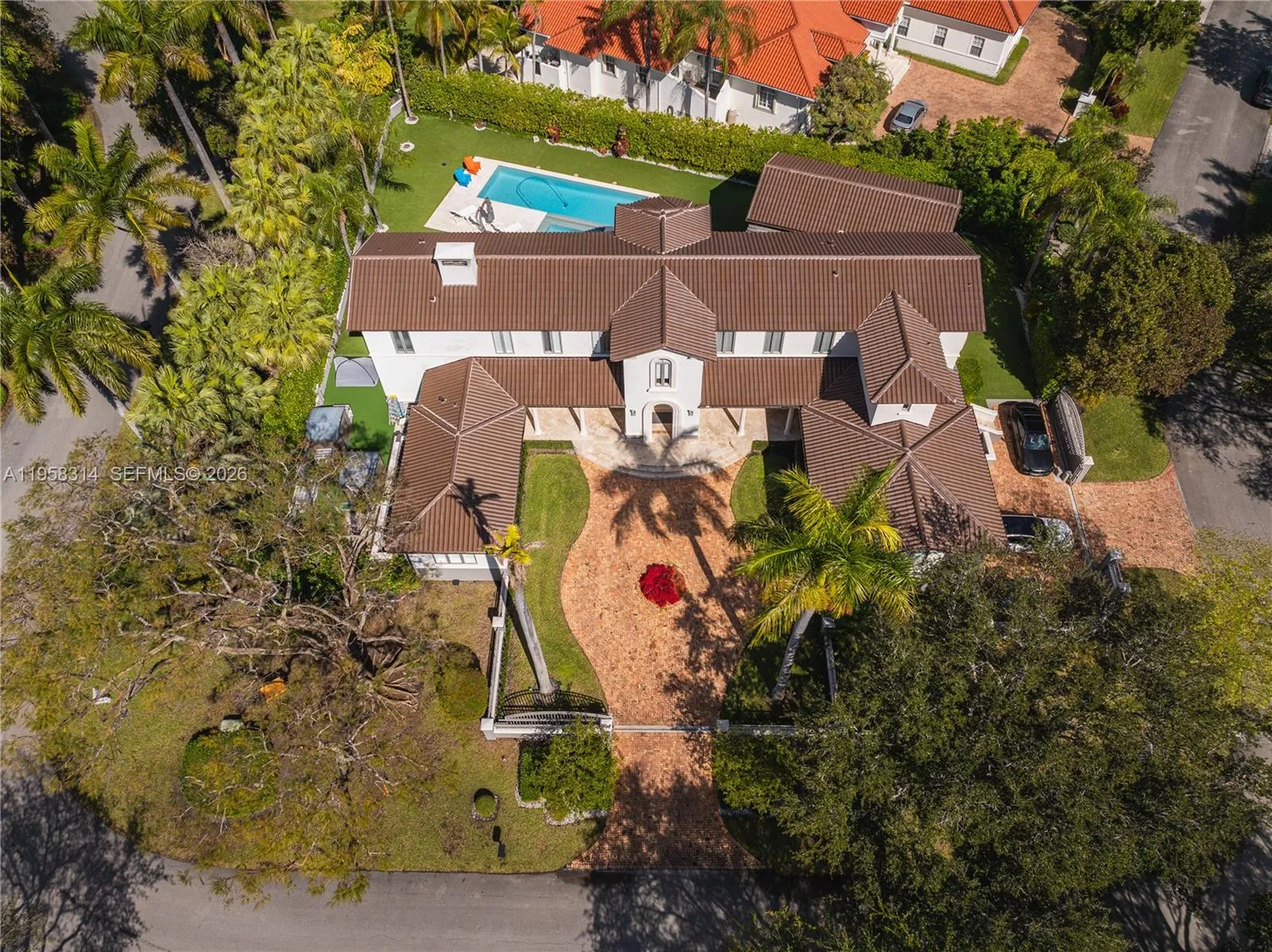 165 Paloma Dr, Coral Gables FL 33143