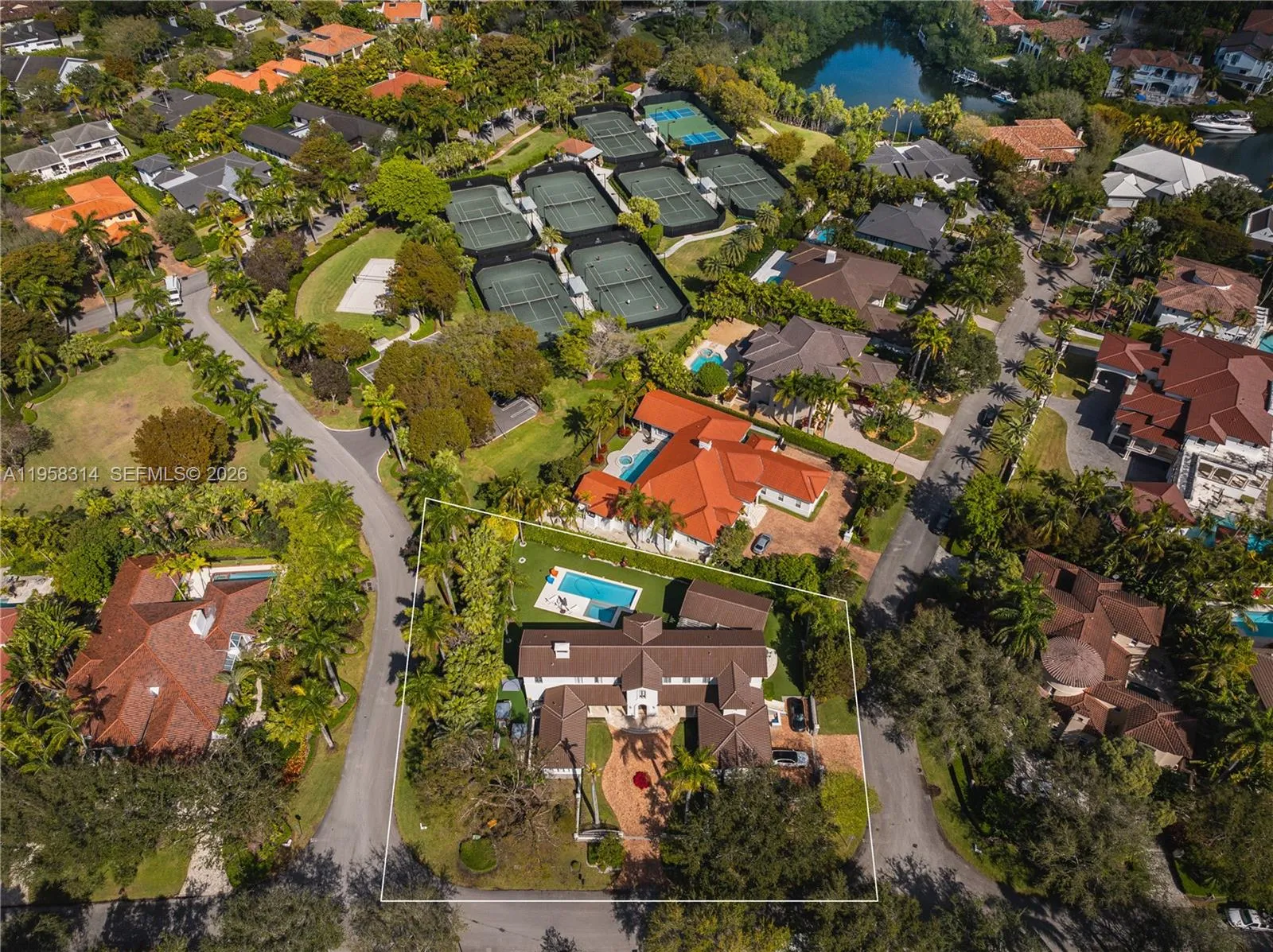 165 Paloma Dr, Coral Gables FL 33143