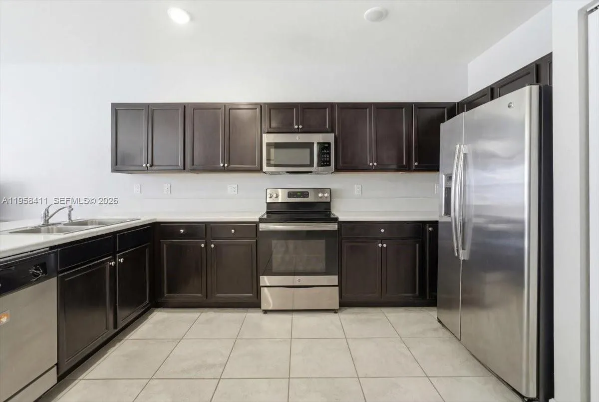 11456 SW 252nd Ter, Homestead FL 33032