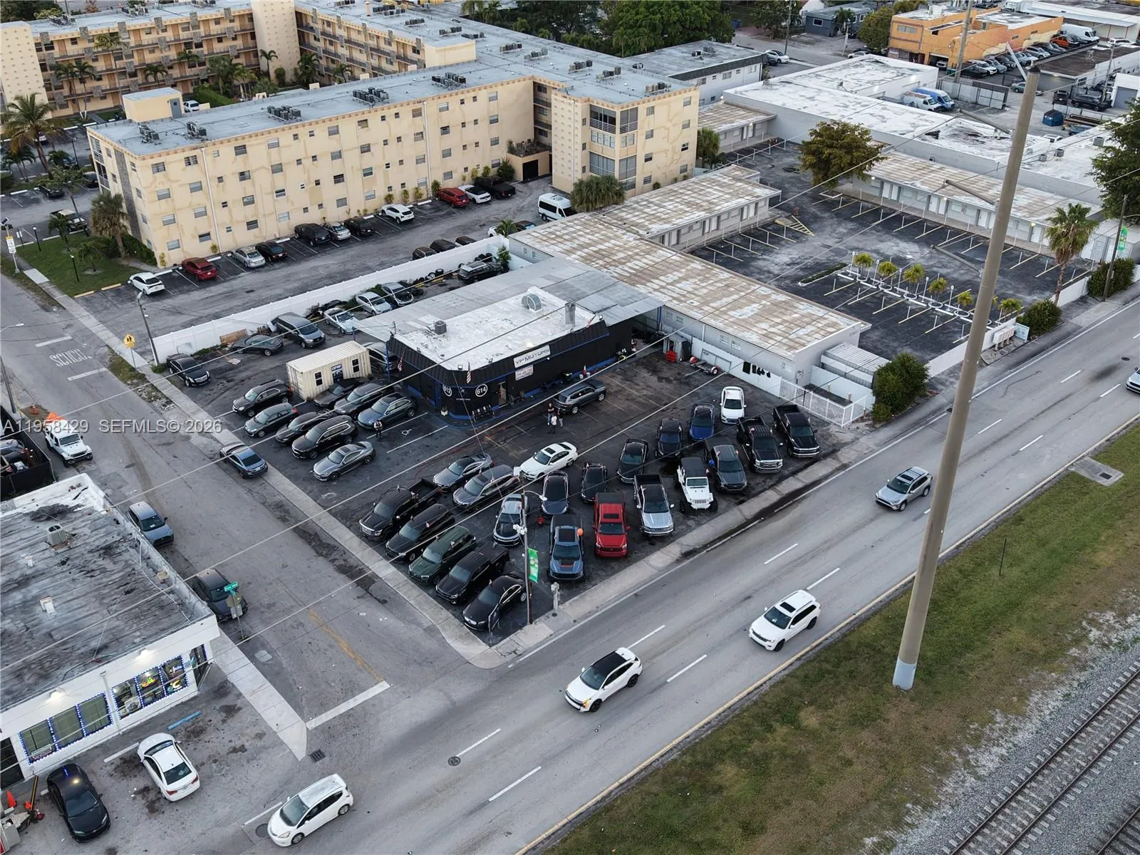 for sale at 612 N Dixie Hwy, Hollywood FL 33020