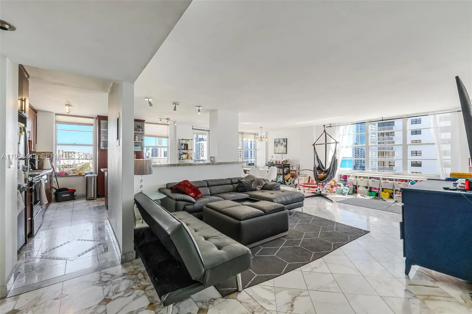 230 174th St # 1404, Sunny Isles Beach FL 33160