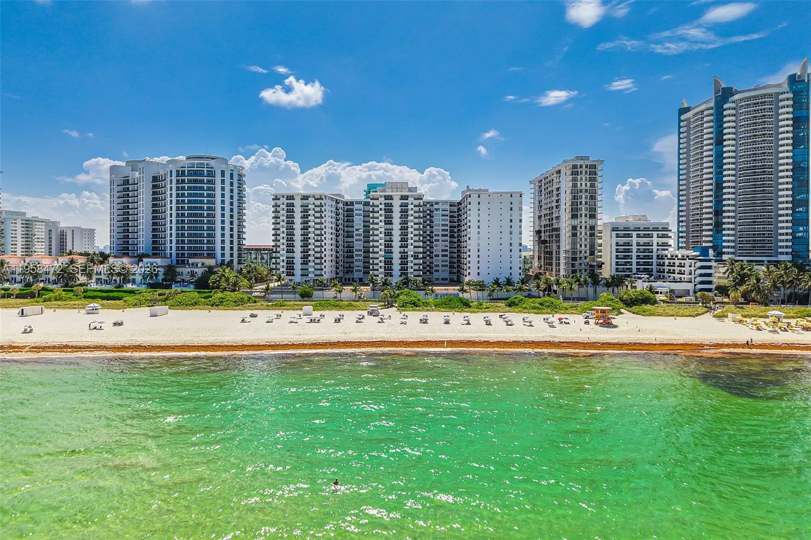 1 bedroom 2 bath for sale at 6039 Collins Ave # 833, Miami Beach FL 33140