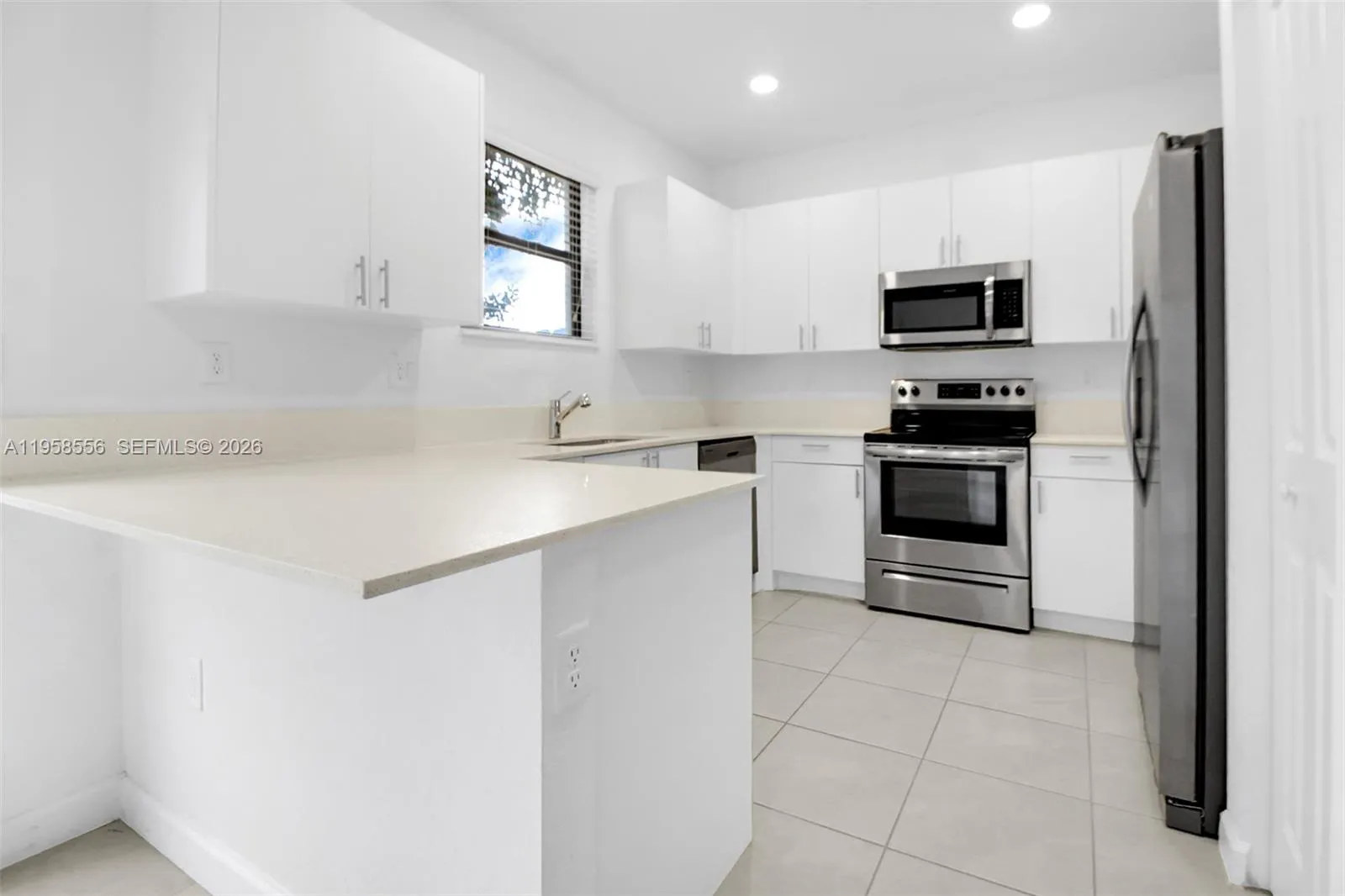 23521 SW 129th Ave, Homestead FL 33032