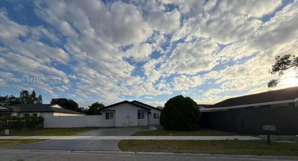 3 bedroom 2 bath for sale at 19707 SW 123rd Ct, Miami FL 33177