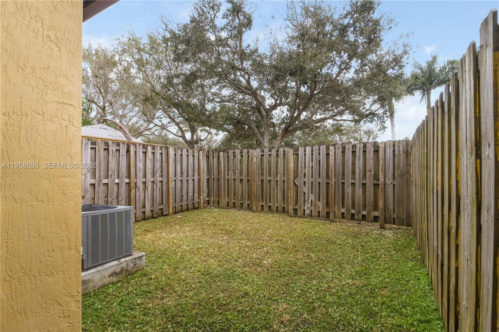707 SE 32nd Ter, Homestead FL 33033
