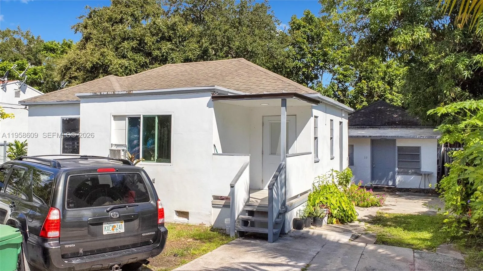 35 NW 57th St, Miami FL 33127
