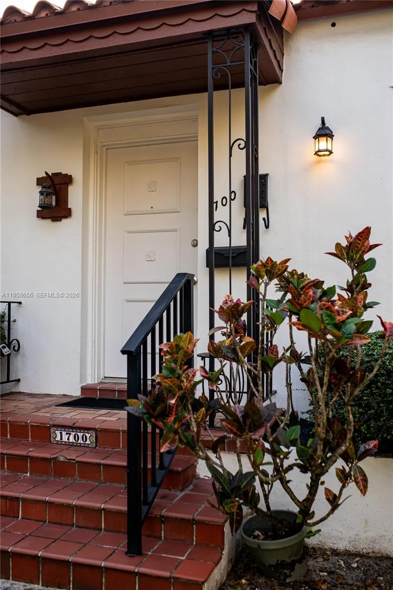 1700 Cortez St, Coral Gables FL 33134