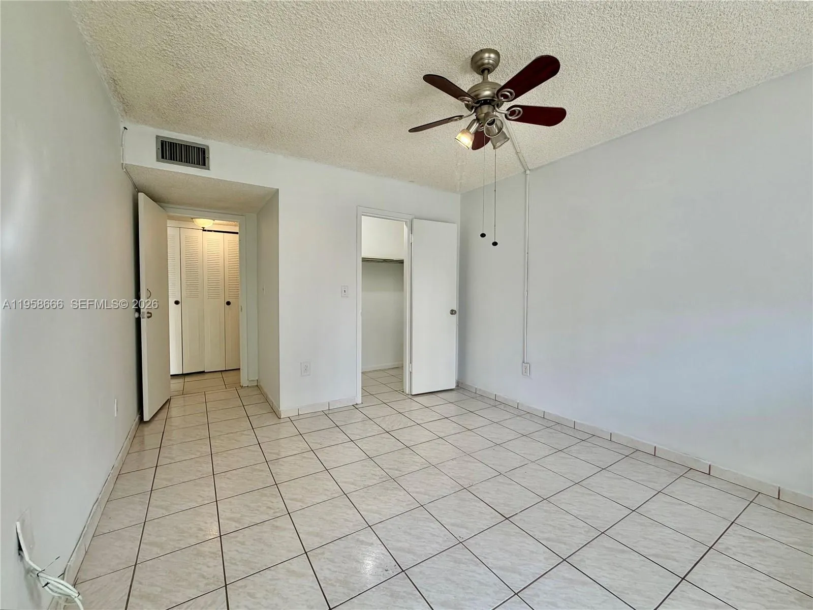 901 SW 37th Ave # 25, Miami FL 33135