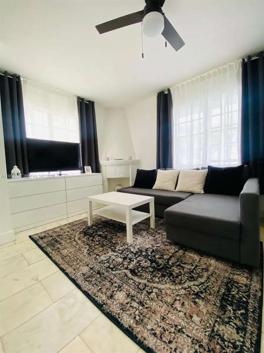 1526 Pennsylvania Ave # 20, Miami Beach FL 33139