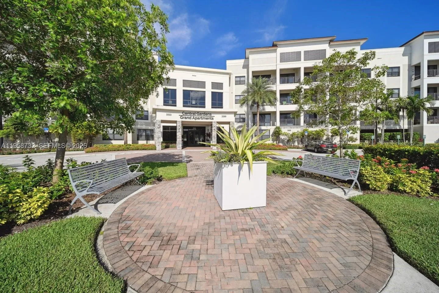 3319 Central Gardens Circle, Palm Beach Gardens FL 33418