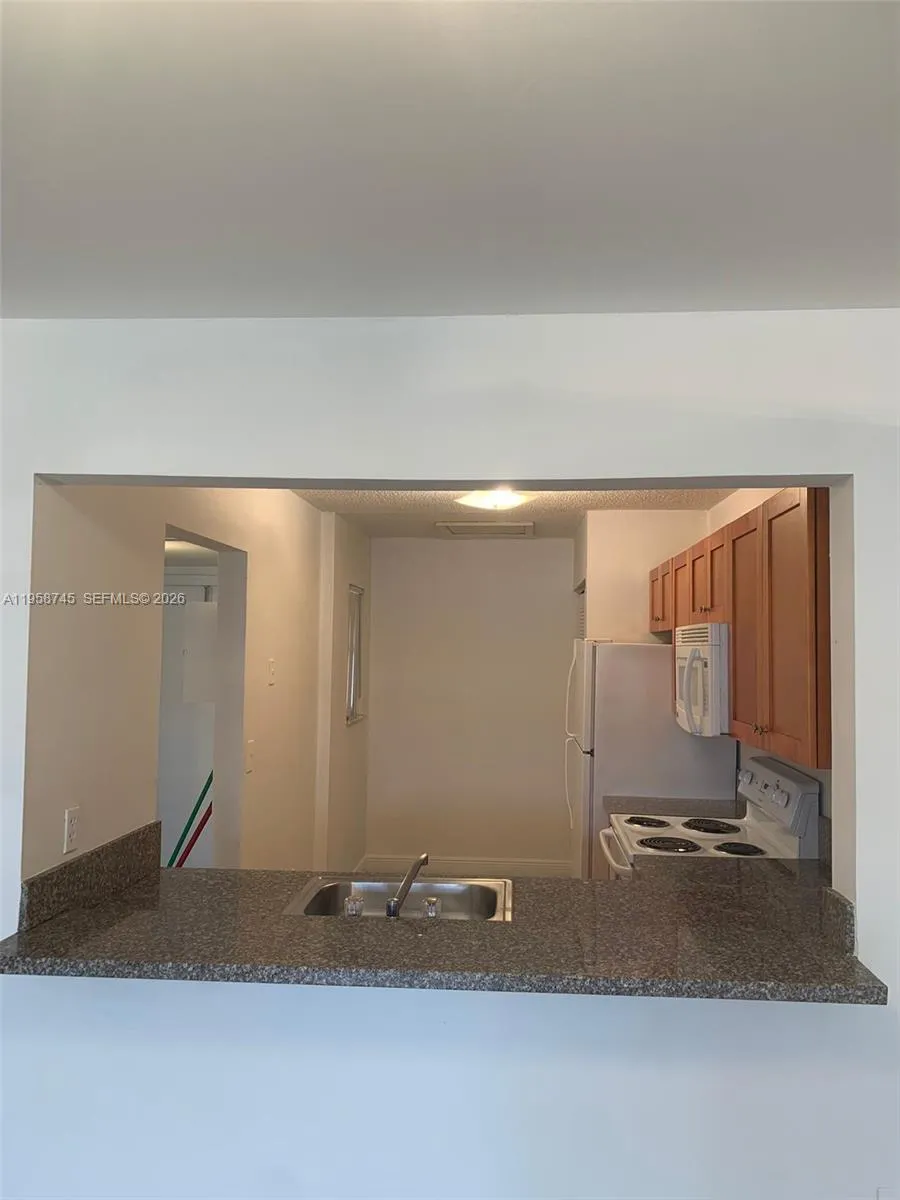 20815 NE 8th Ct # 20, Miami FL 33179