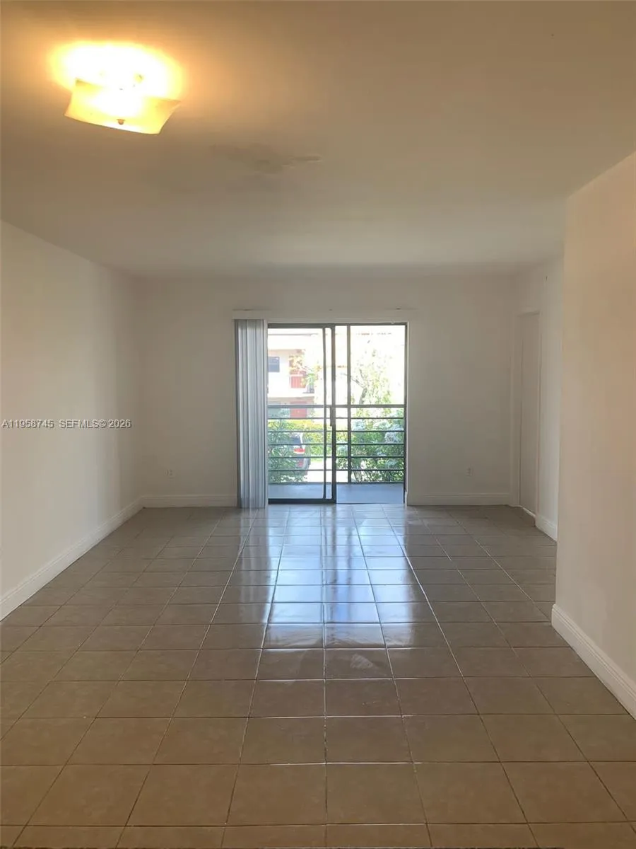 20815 NE 8th Ct # 20, Miami FL 33179