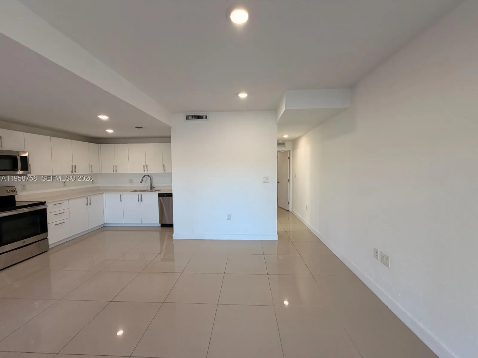 25823 SW 145th Ave, Homestead FL 33032