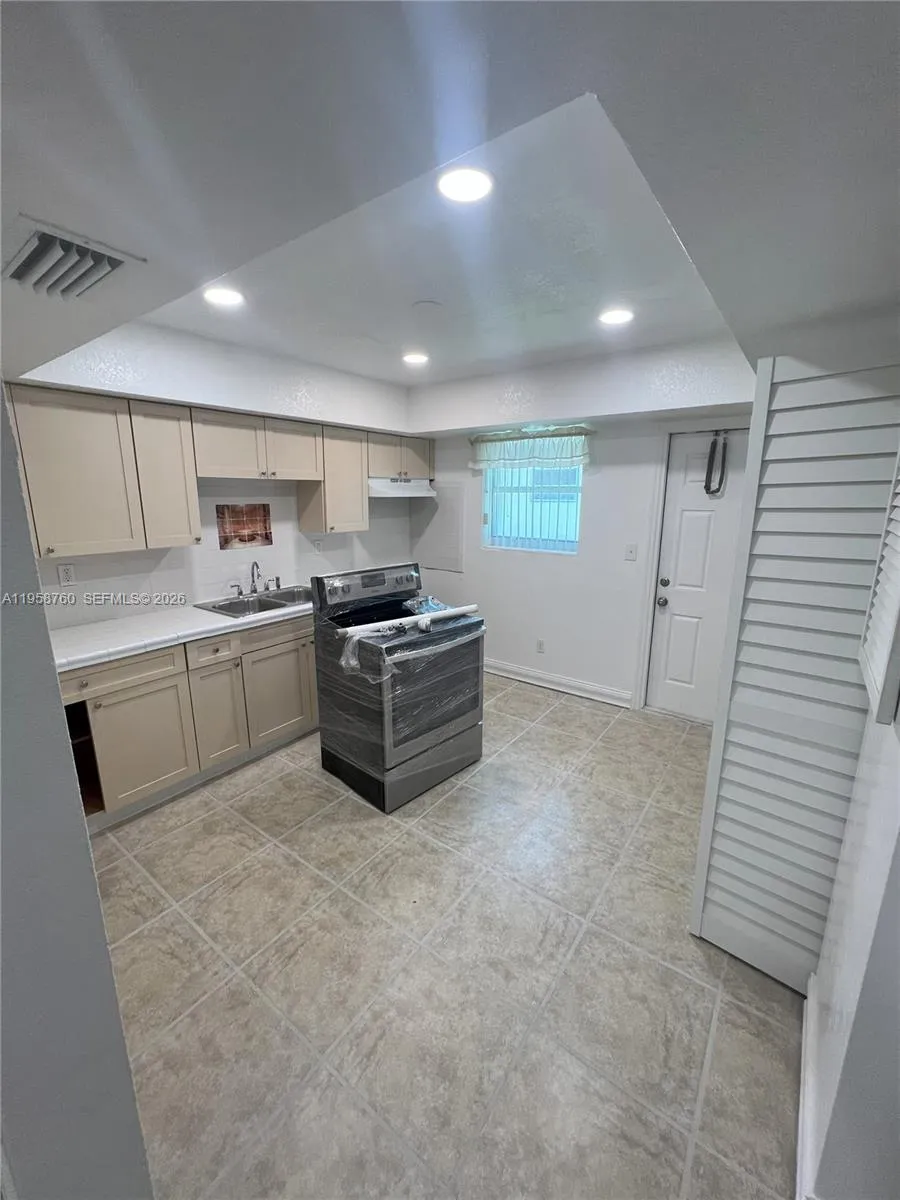 25423 SW 107th Ct # 25423, Homestead FL 33032