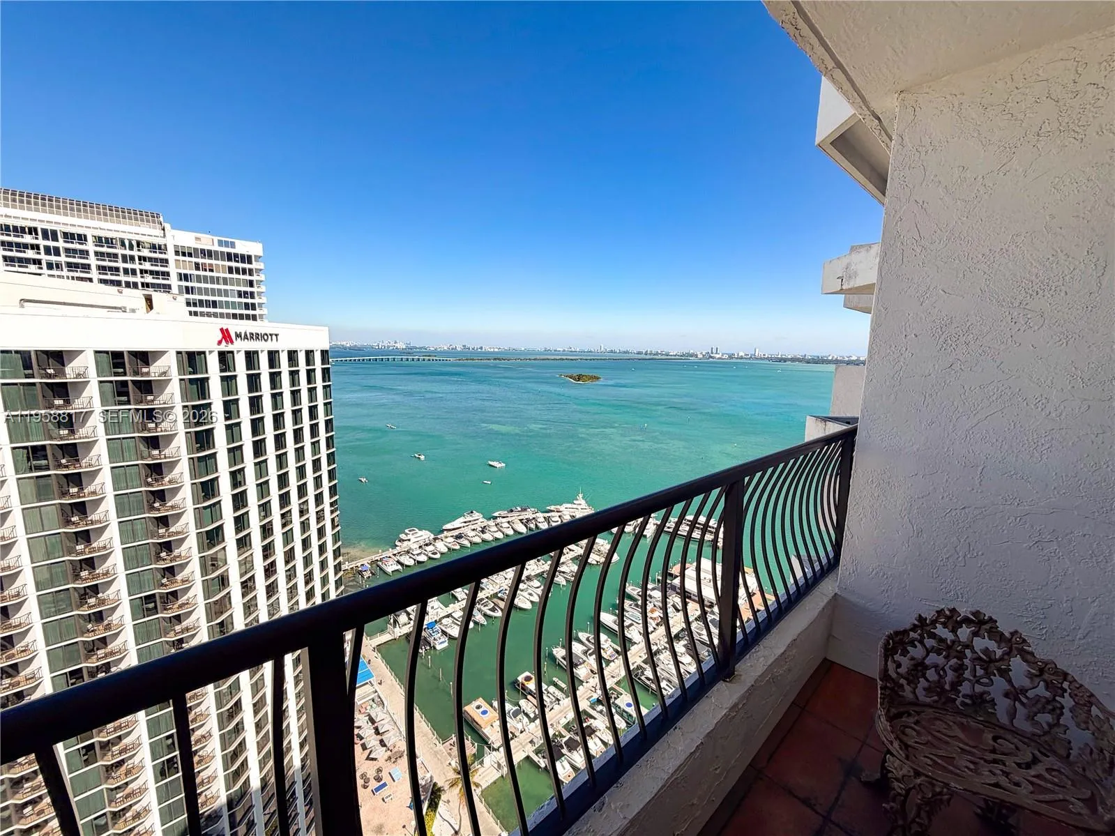 1 bedroom 1 bath for sale at 555 NE 15th St # F, Miami FL 33132