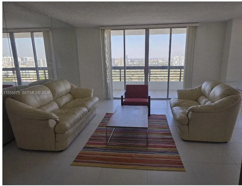 3500 Mystic Pointe Dr # 2905, Aventura FL 33180