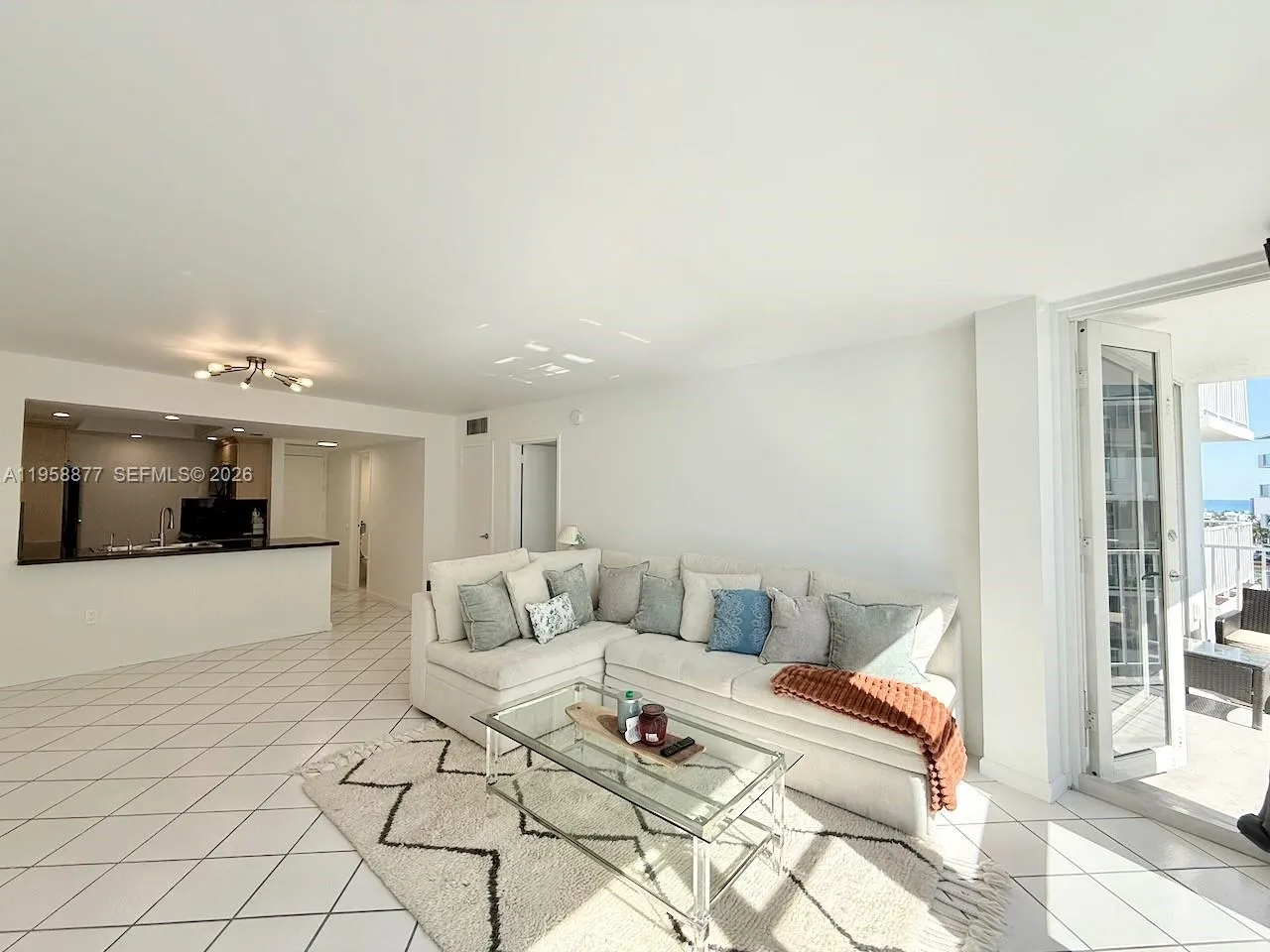 1228 West Ave # 1415, Miami Beach FL 33139