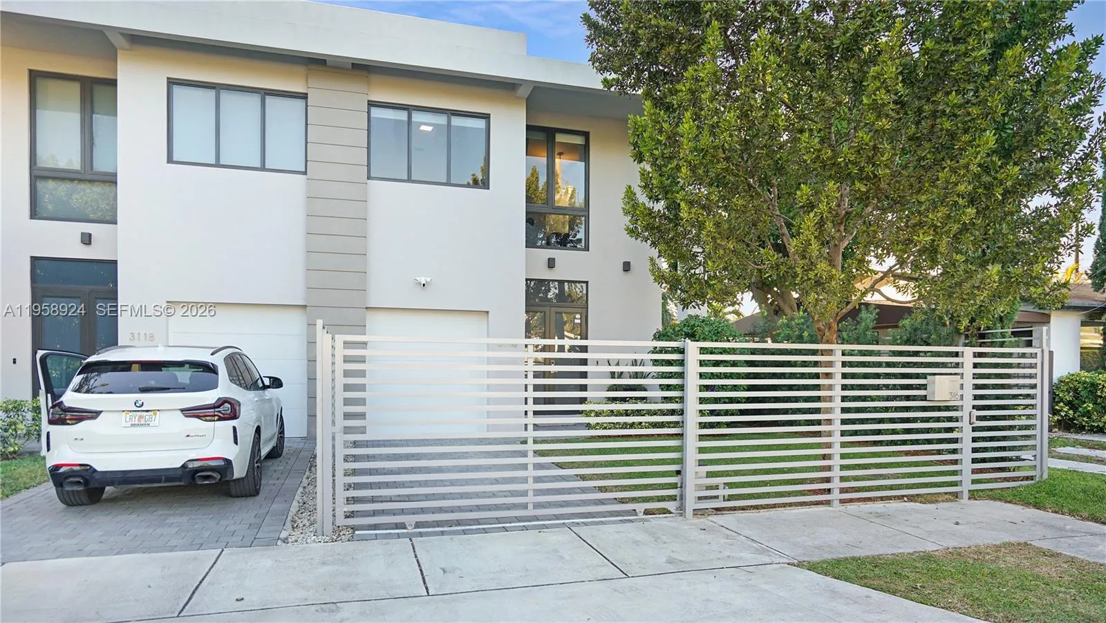 3116 Carter St, Miami FL 33133