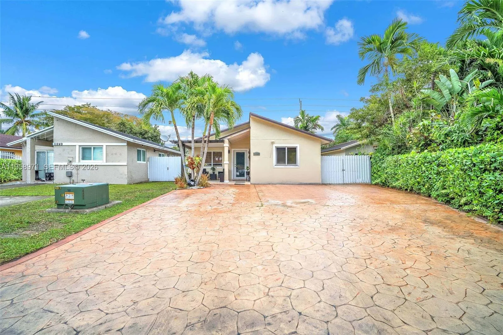 11245 SW 155th Ln, Miami FL 33157