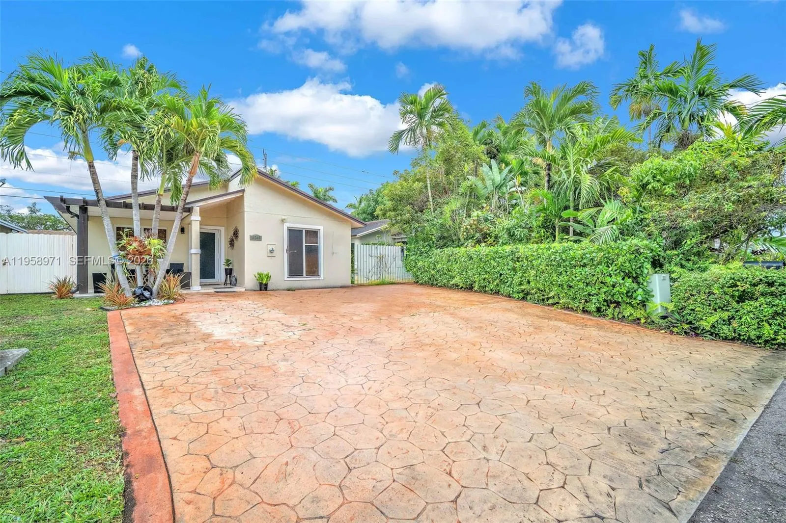 11245 SW 155th Ln, Miami FL 33157