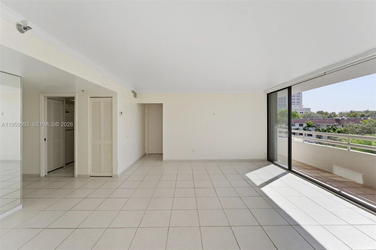 441 Valencia Ave # 302, Coral Gables FL 33134