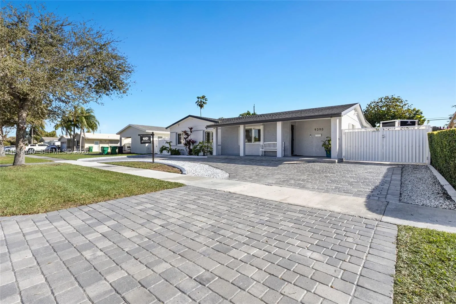 9390 SW 190th St, Cutler Bay FL 33157
